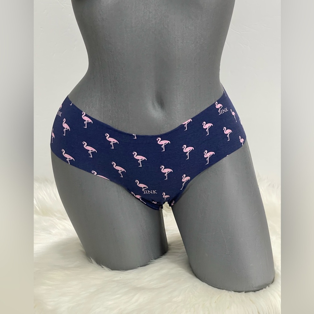 Victorias Secret Pink No Show Seamless Cheeky Panty Underwear. NWT